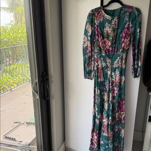 Floral Green Maxi Dress with Long Sleeves